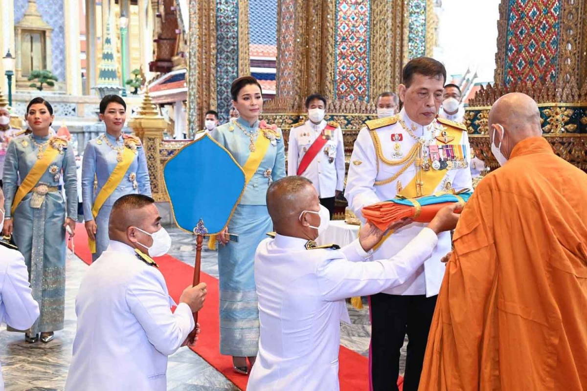 Nhà Vua Thái Lan Rama X ban sắc lệnh ân xá hơn 100.000 phạm nhân